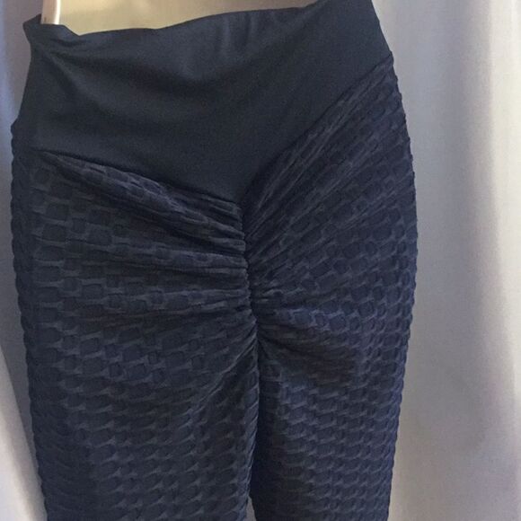 SHEIN NWOT athletic pants in a black waffle pattern in small - Picture 7 of 10